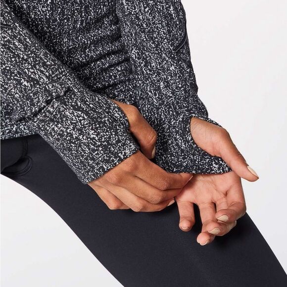 Lululemon Extra Mile Long Sleeve Athletic Running Top Black White Size 6 - Picture 4 of 11